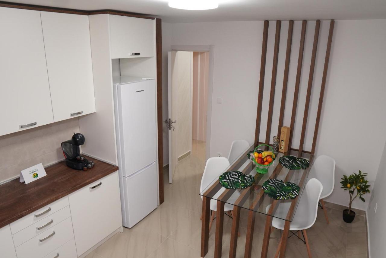 Apartments Manitovac M Niksic Exterior photo